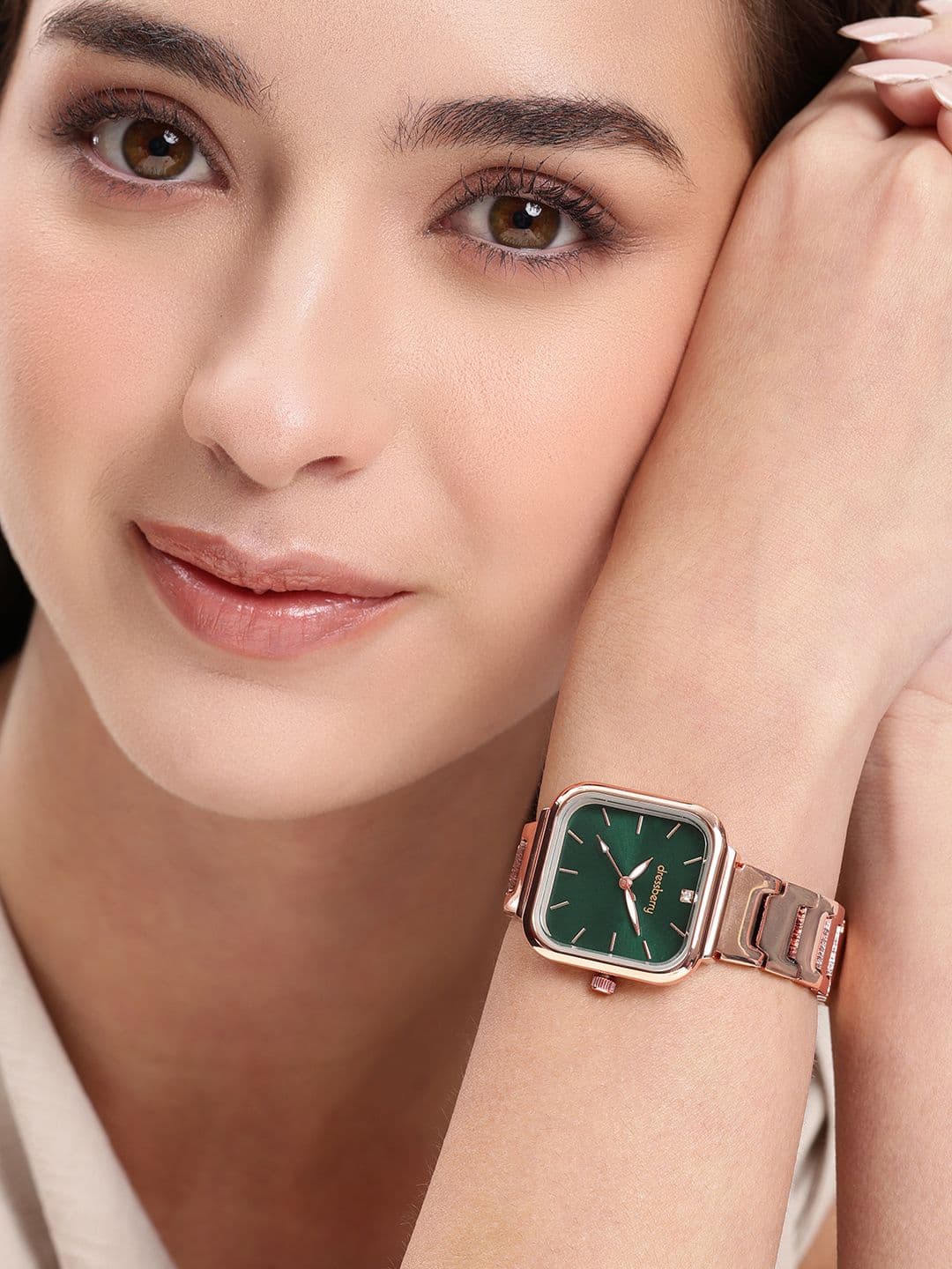 DressBerry Women LUXE Bracelet Style Straps Analogue Watch DBLuxe-601-GR - view 1