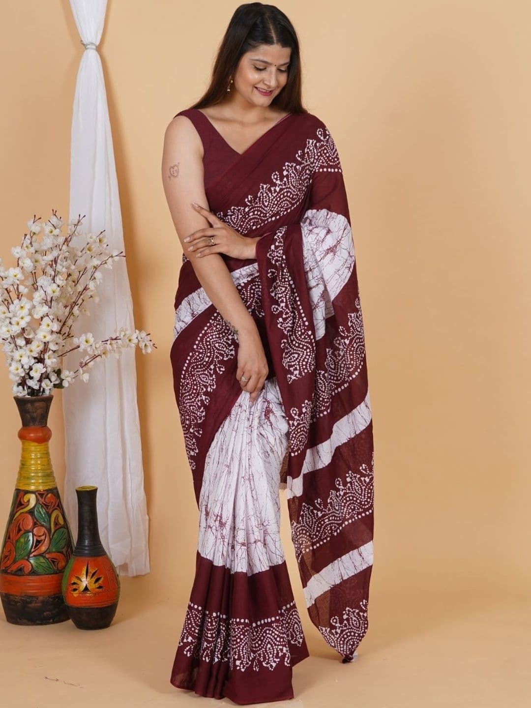 Moda Rapido Women Batik Pure Cotton Handloom Saree - view 1