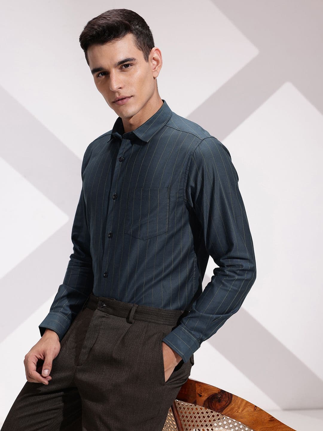 INVICTUS Slim Fit Striped Pure Cotton Formal Shirt - view 1