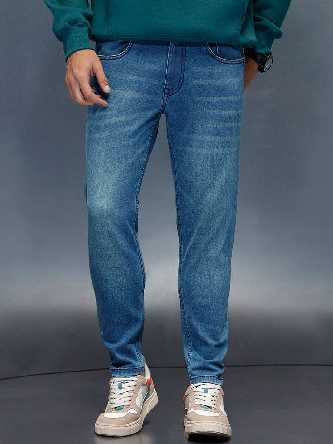 WROGN Men Solid Slim Fit Mid-Rise Light Fade Stretchable Jeans - view 1