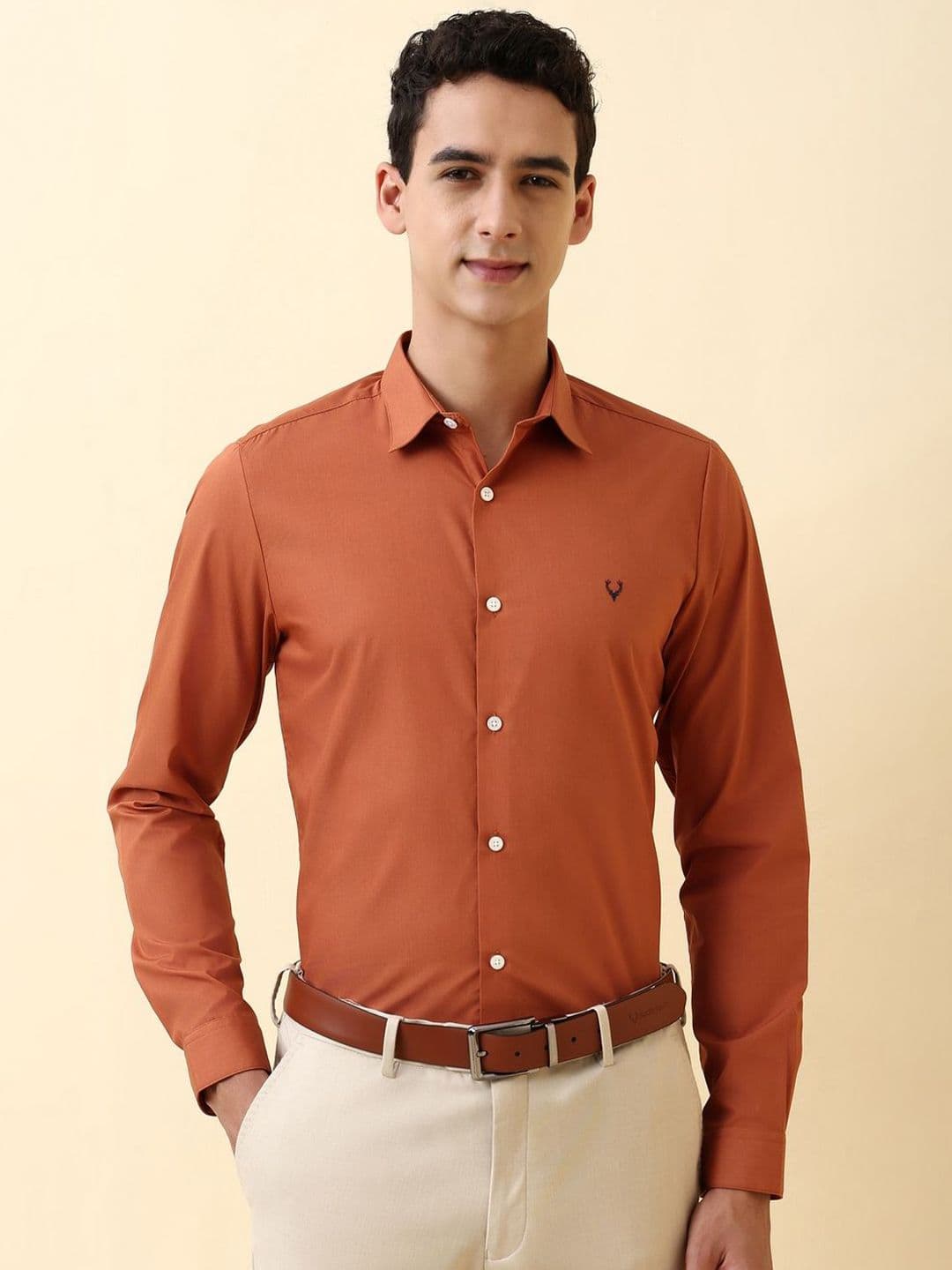 Allen Solly Men Slim Fit Spread Collar Formal Shirt - view 1
