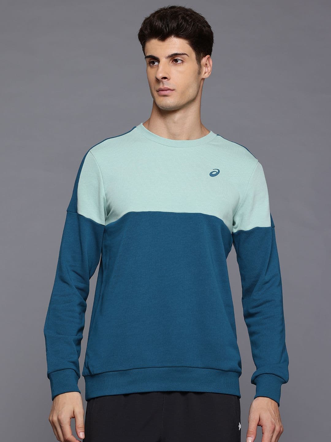 ASICS Colourblocked Training Sweatshirt - view 1