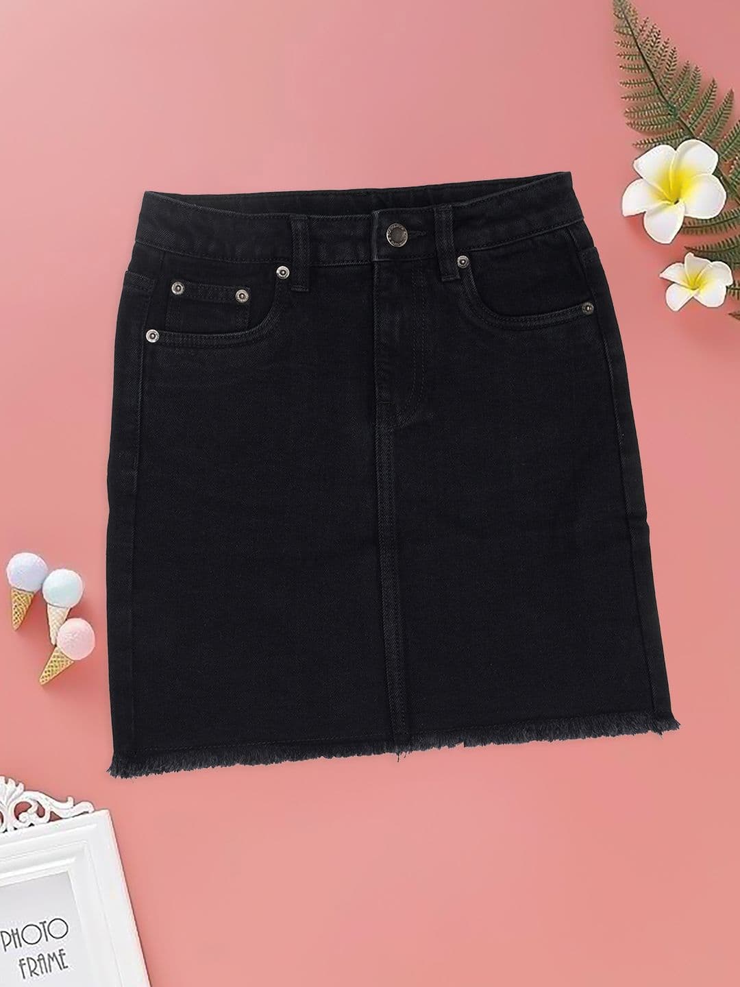 Pantaloons Junior Girls Pencil Mid Rise Mini Skirts - view 1