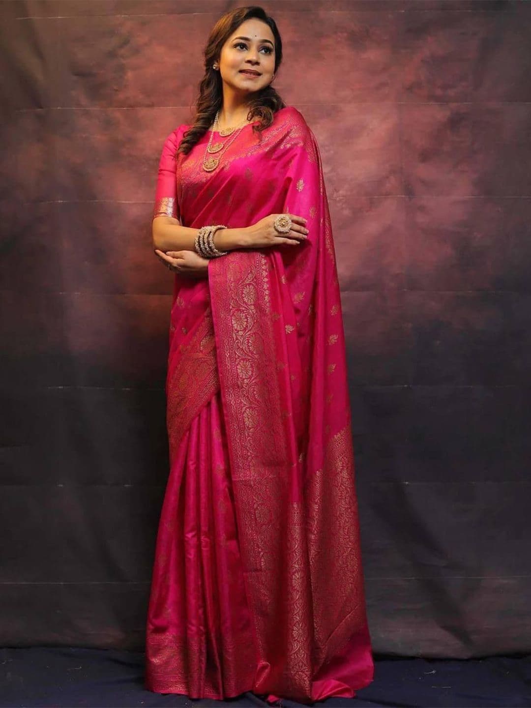 ZILVIRA Women Ethnic Motifs Woven Design Zari Saree - view 1