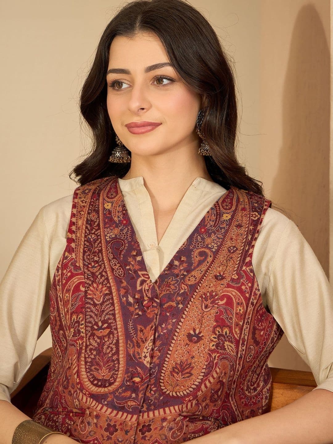 Sangria Women Jacquard Weave Woven Design Crop Jacket - view 1