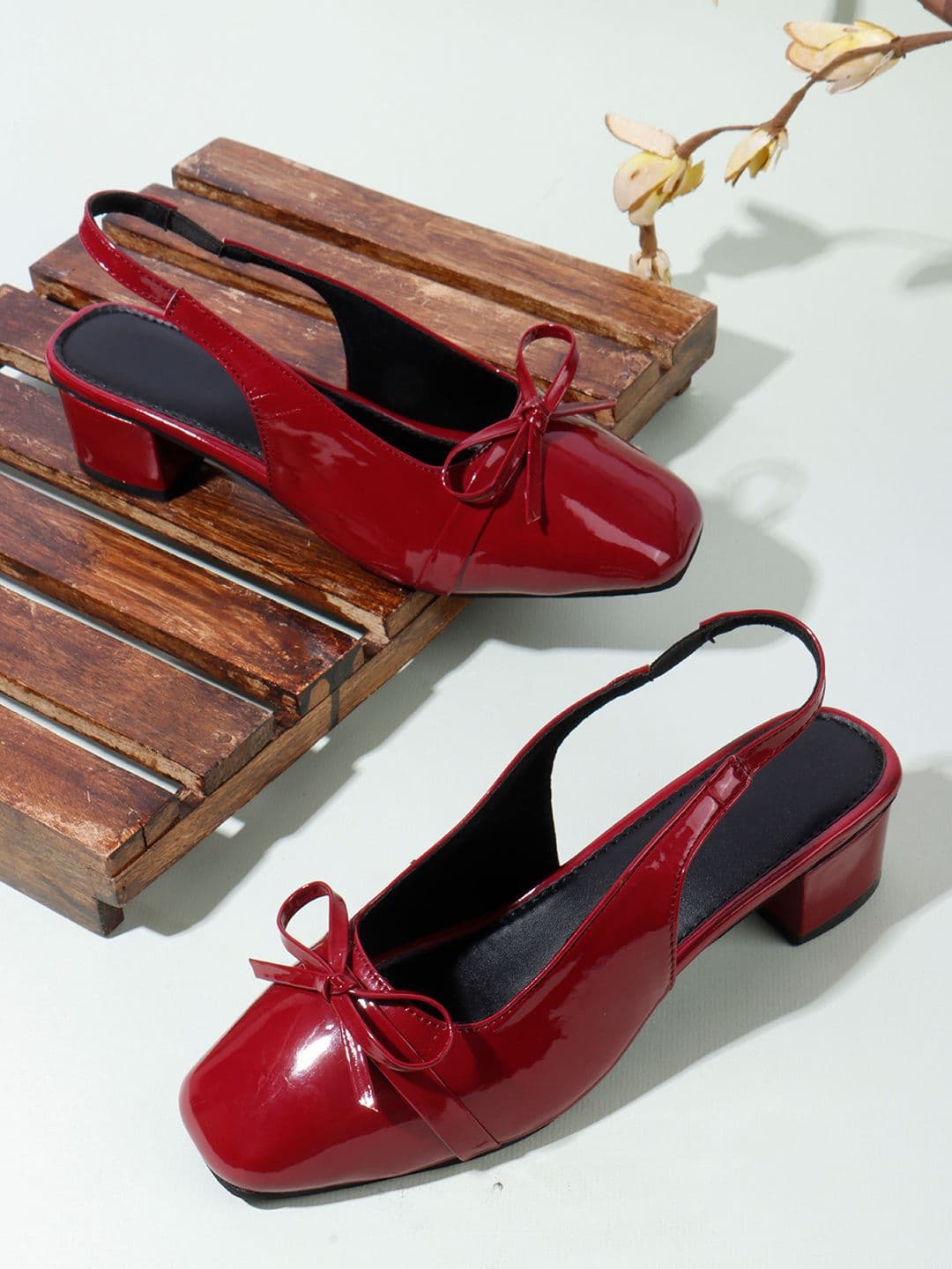 AVIVASTYLE Women Block Heel Mules - view 1