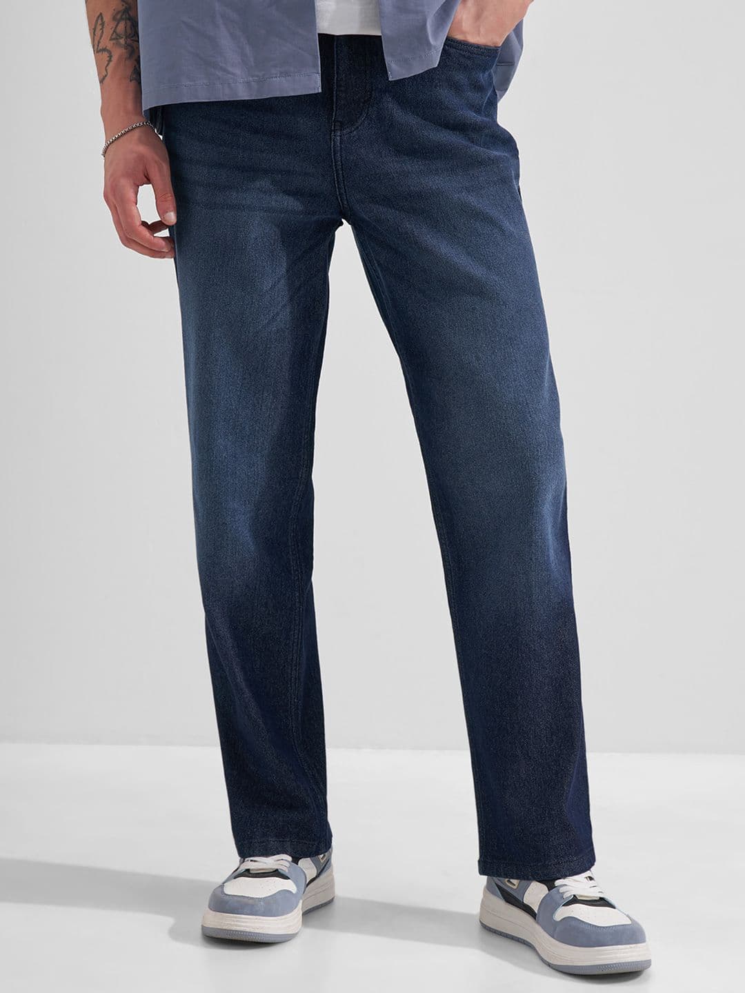 HIGHLANDER Men Relaxed Fit Mid-Rise Stretchable Jeans - view 1