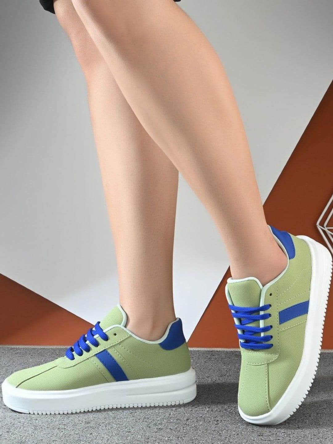 The Roadster Lifestyle Co Women Round Toe Sneakers Casual Shoes - view 1