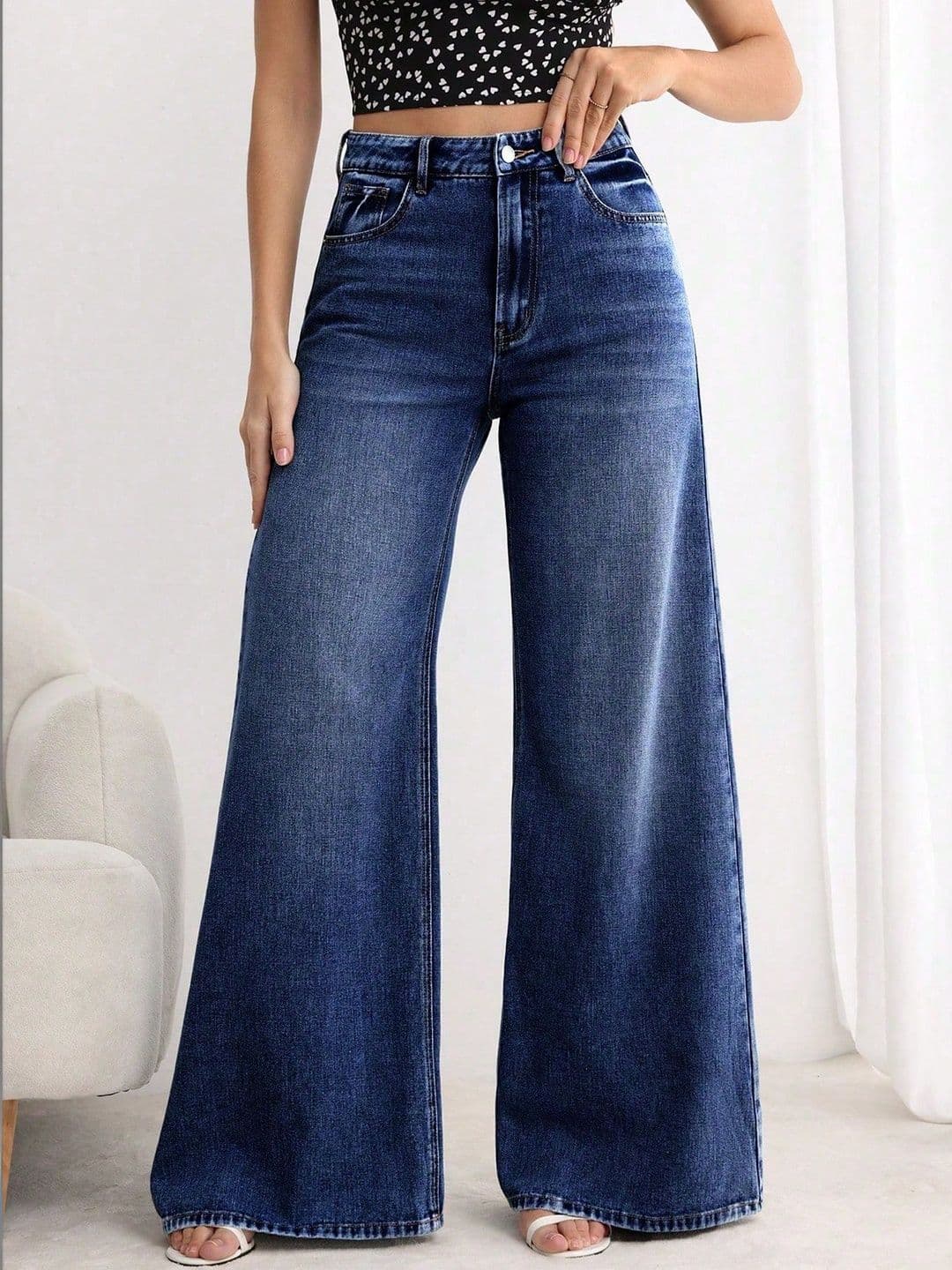 The Roadster Lifestyle Co Women Clean Look Wide Leg Fit Jeans - view 1