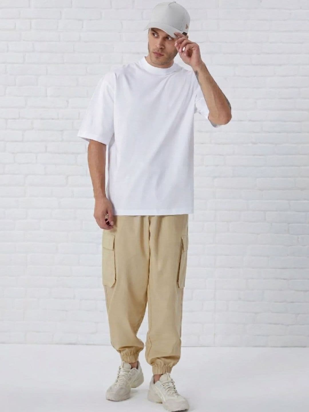 Besick Men Round Neck Regular Sleeves T-shirt - view 1