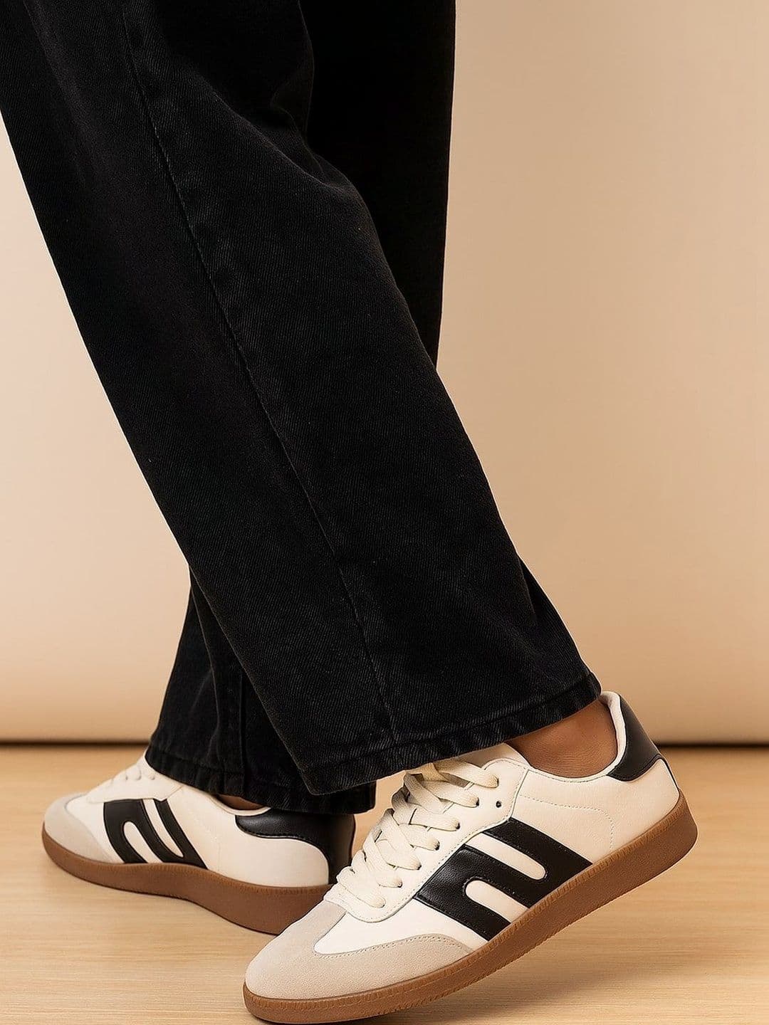 SERSI Men Colourblocked Sneakers - view 1