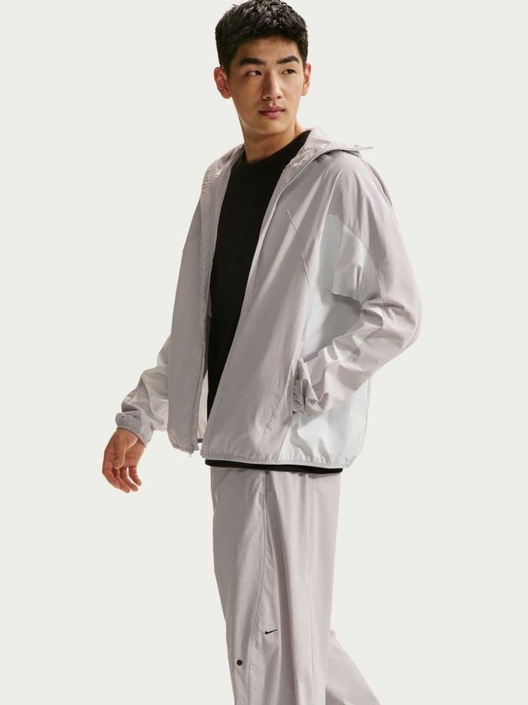 Nike Tech Helios Men's Dri-FIT Long-Sleeve Shell - view 1