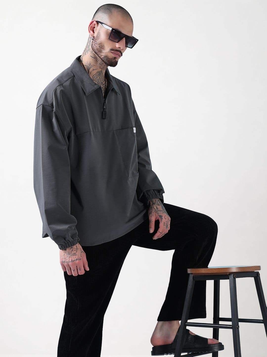 SHOWOFFFF Men Lightweight Sporty Jacket - view 1