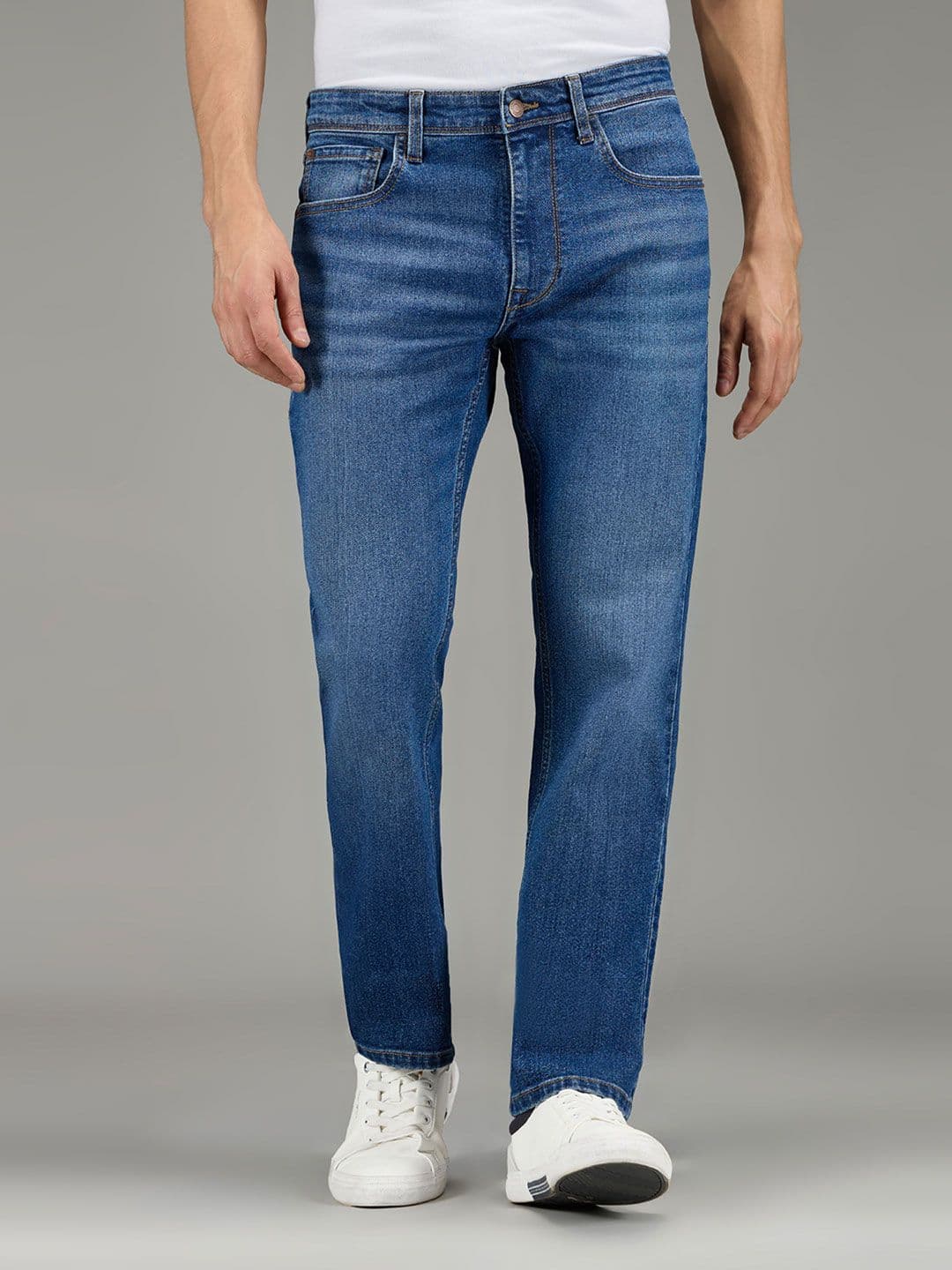 Pepe Jeans Men Holborne Straight Fit Mid-Rise Light Fade Stretchable Jeans - view 1