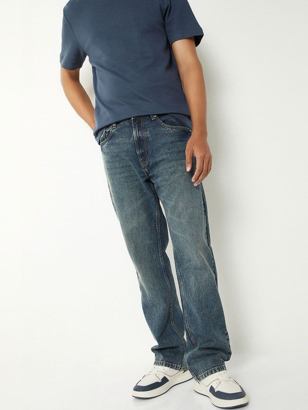 max Men Regular Fit Mid-Rise Low Distress Light Fade Stretchable Jeans - view 1