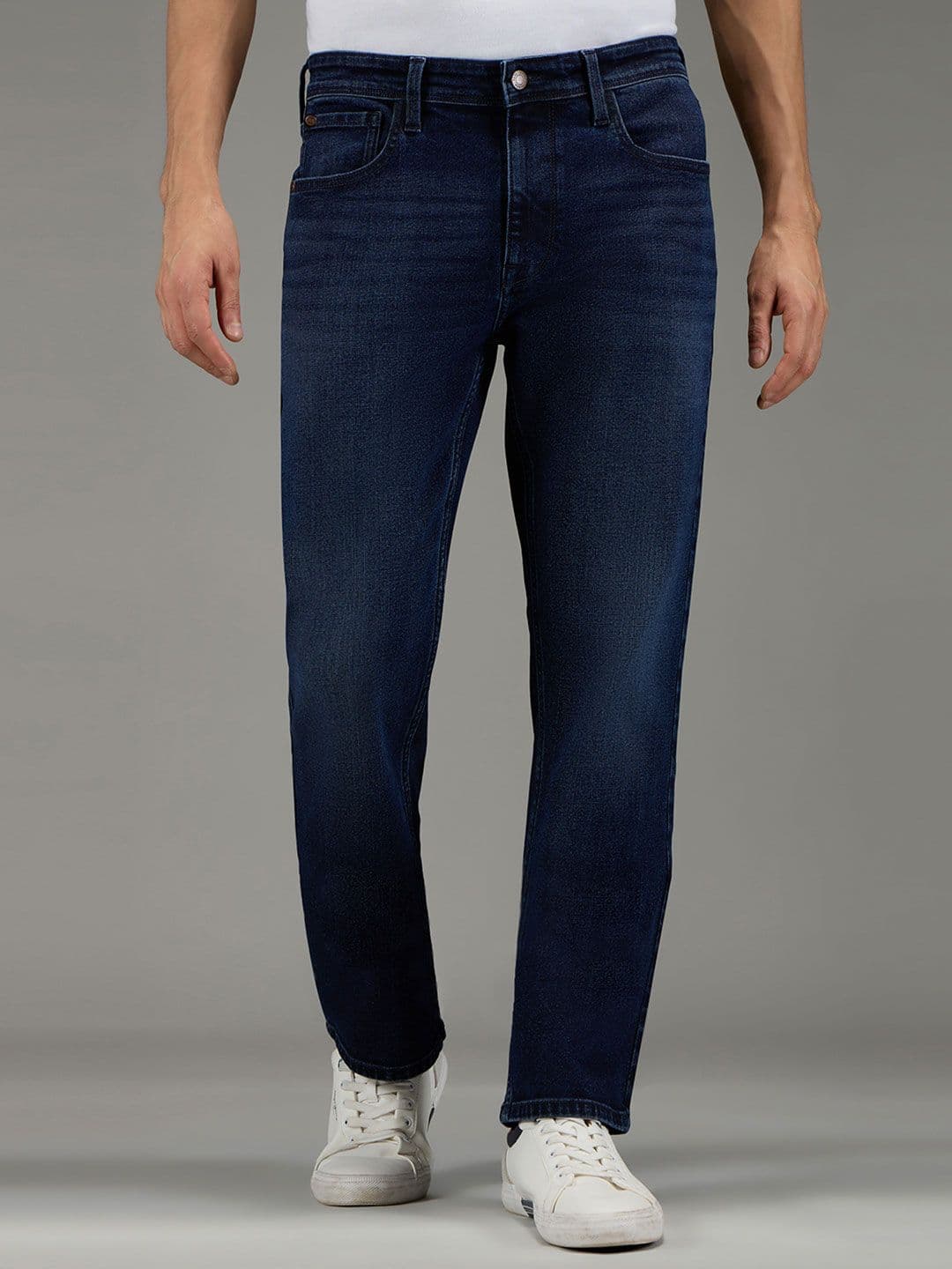 Pepe Jeans Men Holborne Straight Fit Mid-Rise Light Fade Stretchable Jeans - view 1