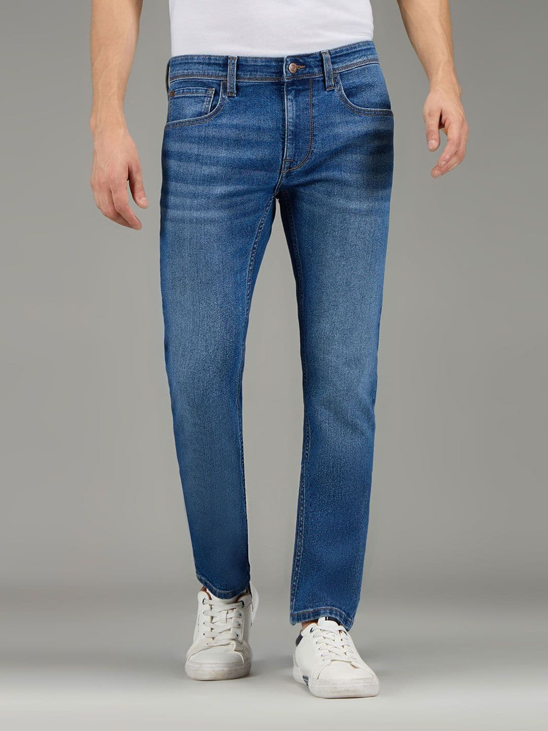 Pepe Jeans Men Vapour Slim Fit Mid-Rise Light Fade Stretchable Jeans - view 1