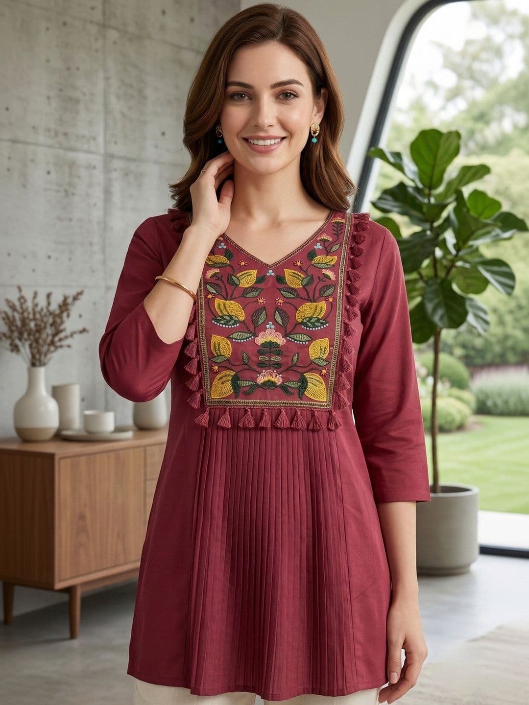 EVANORA Floral Embroidered V-Neck Thread Work Thread Work Panelled Kurti - view 1