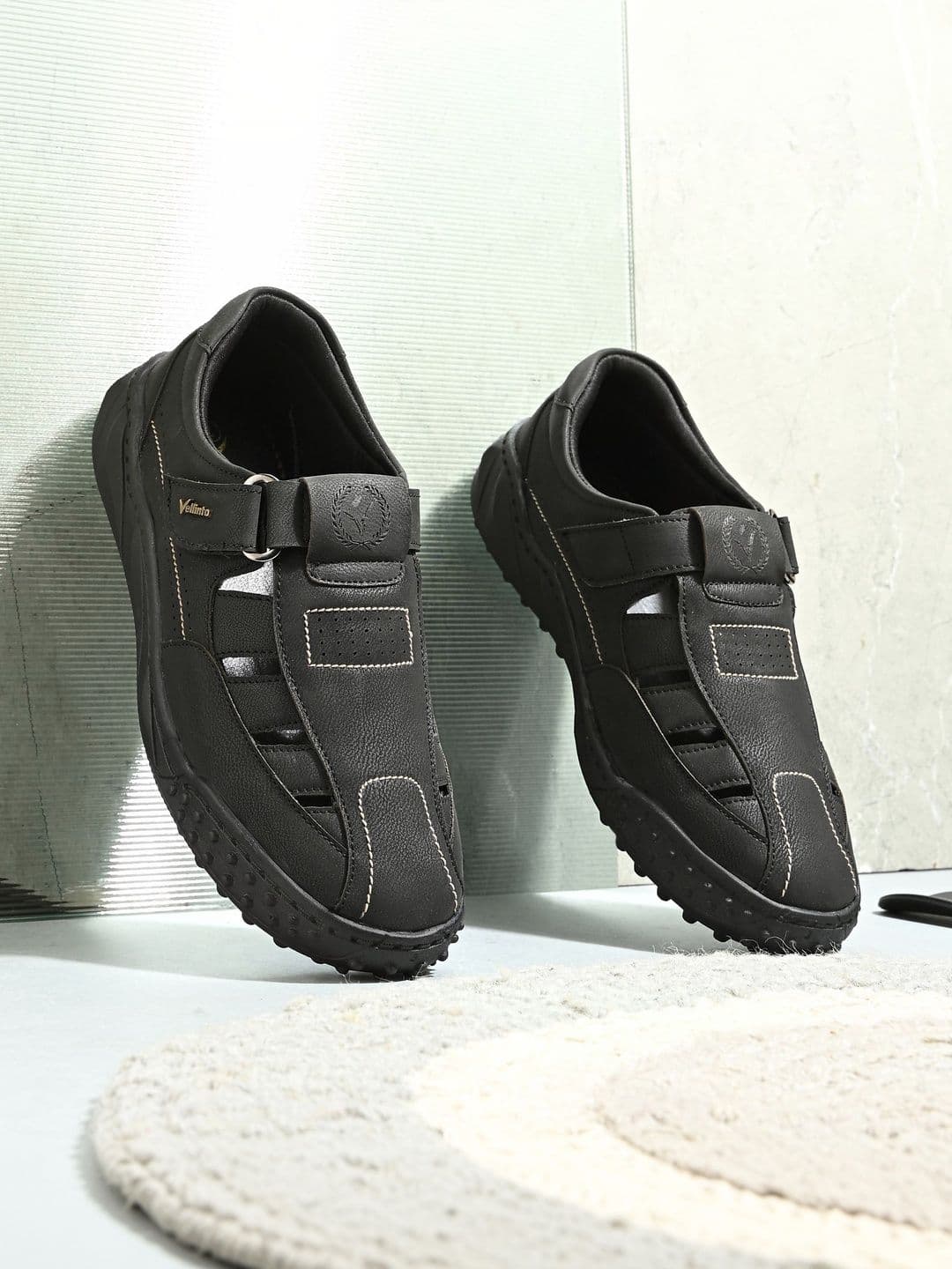 Vellinto Men Fisherman Sandals - view 1