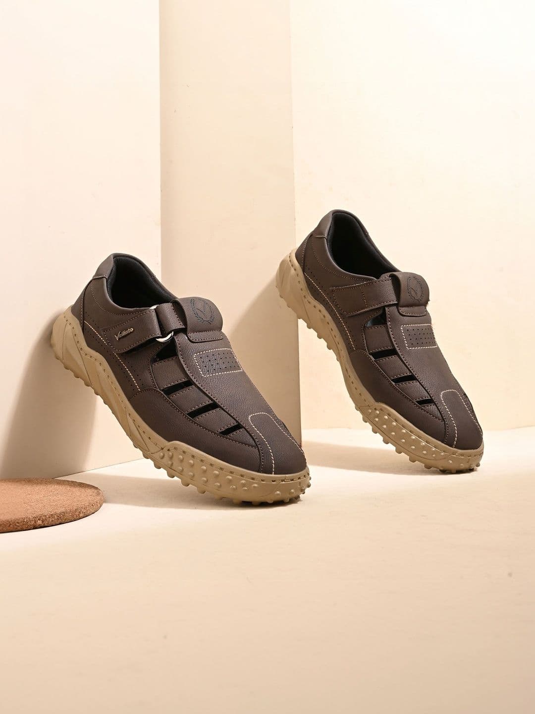 Vellinto Men Fisherman Sandals - view 1