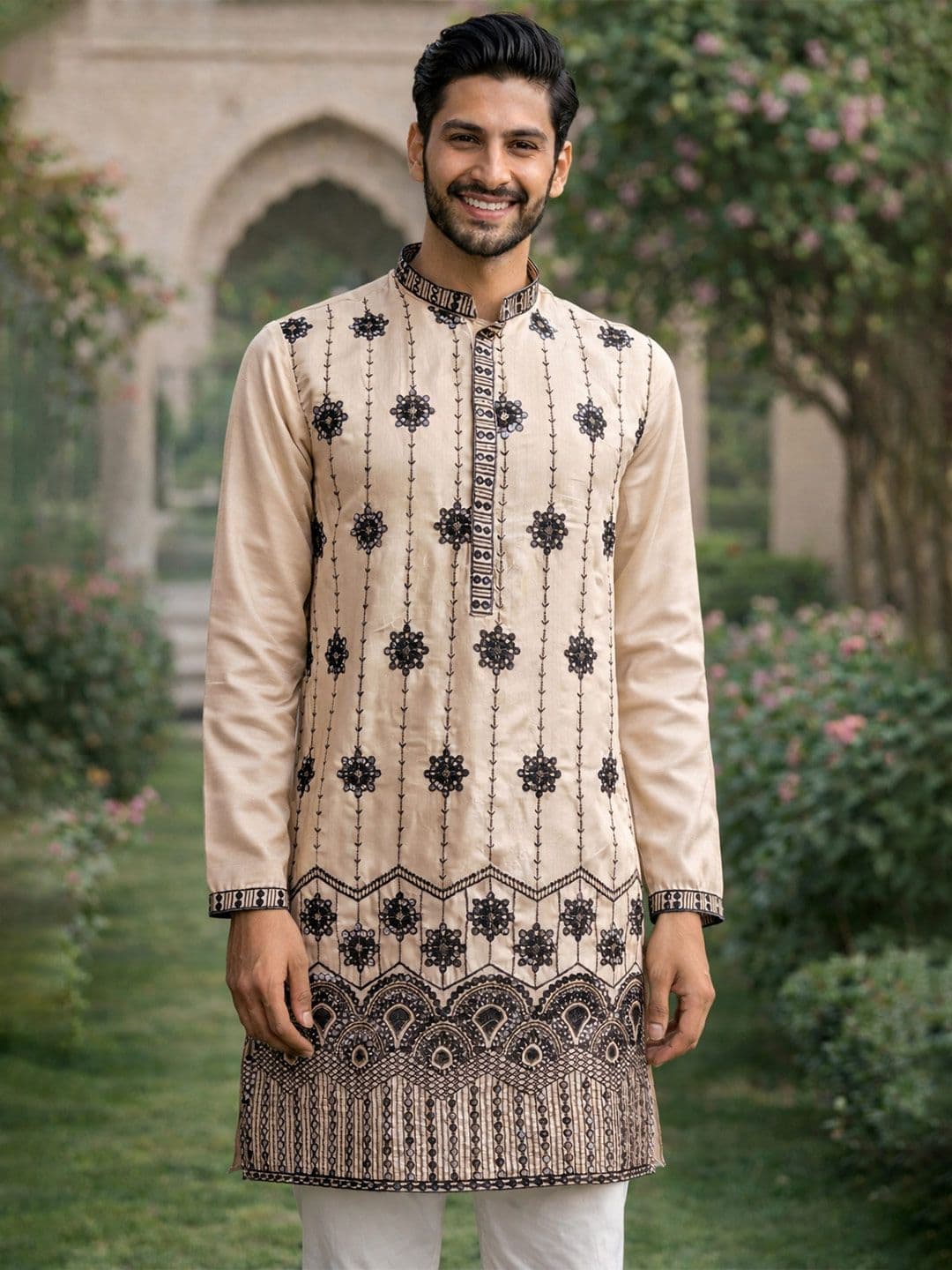 House of Pataudi Embroidered Mandarin Collar Straight Kurtas - view 1
