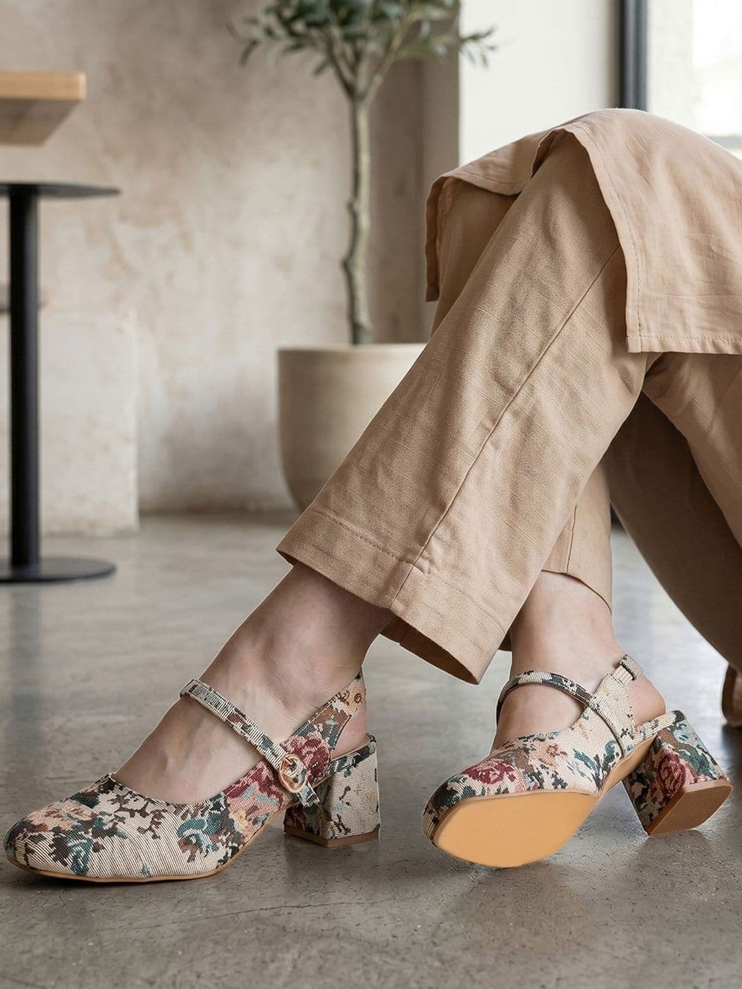 Sole Saga Printed Block Pumps - view 1