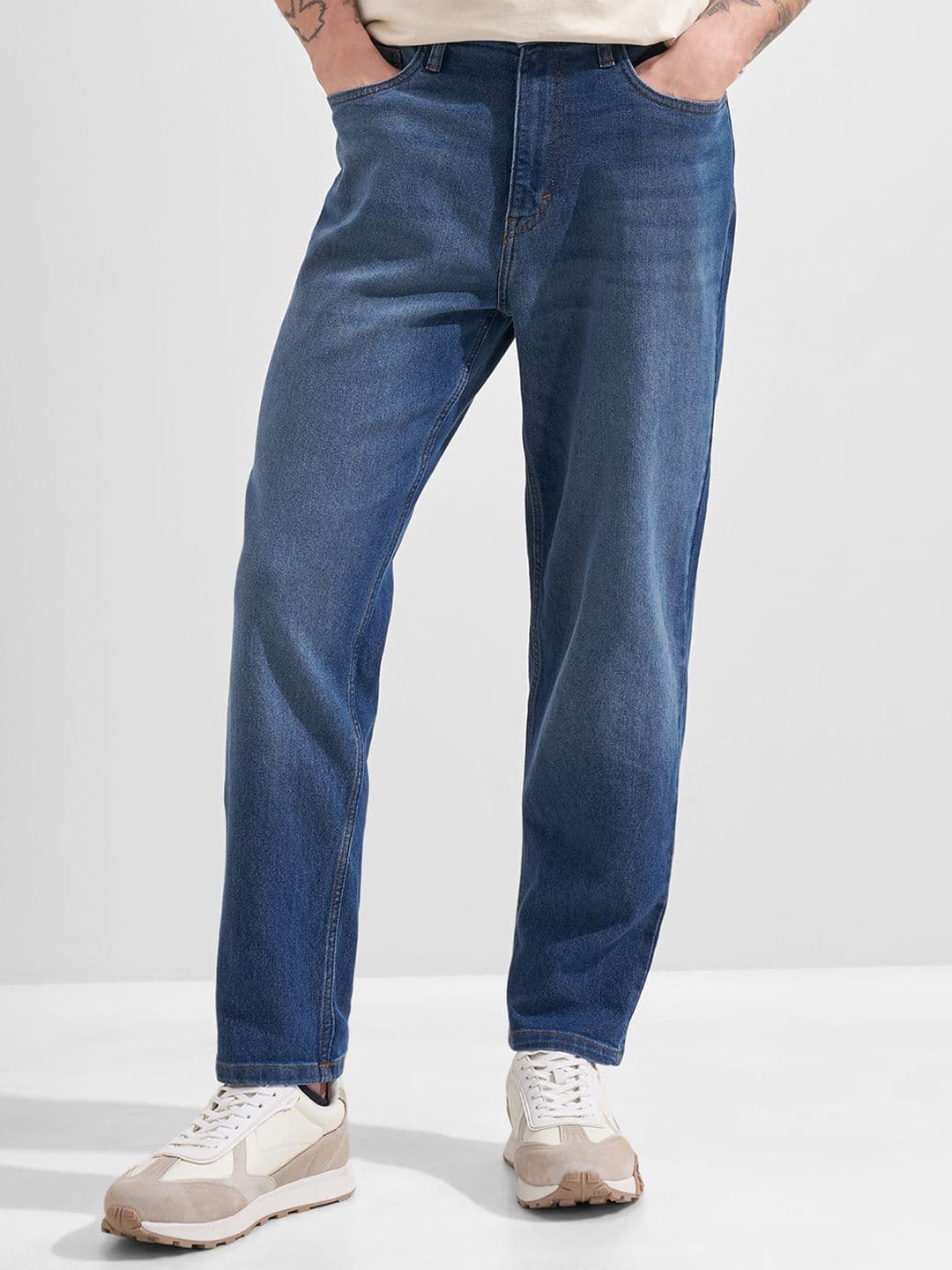 HIGHLANDER Men Relaxed Tapered Mid Wash Jeans - view 1