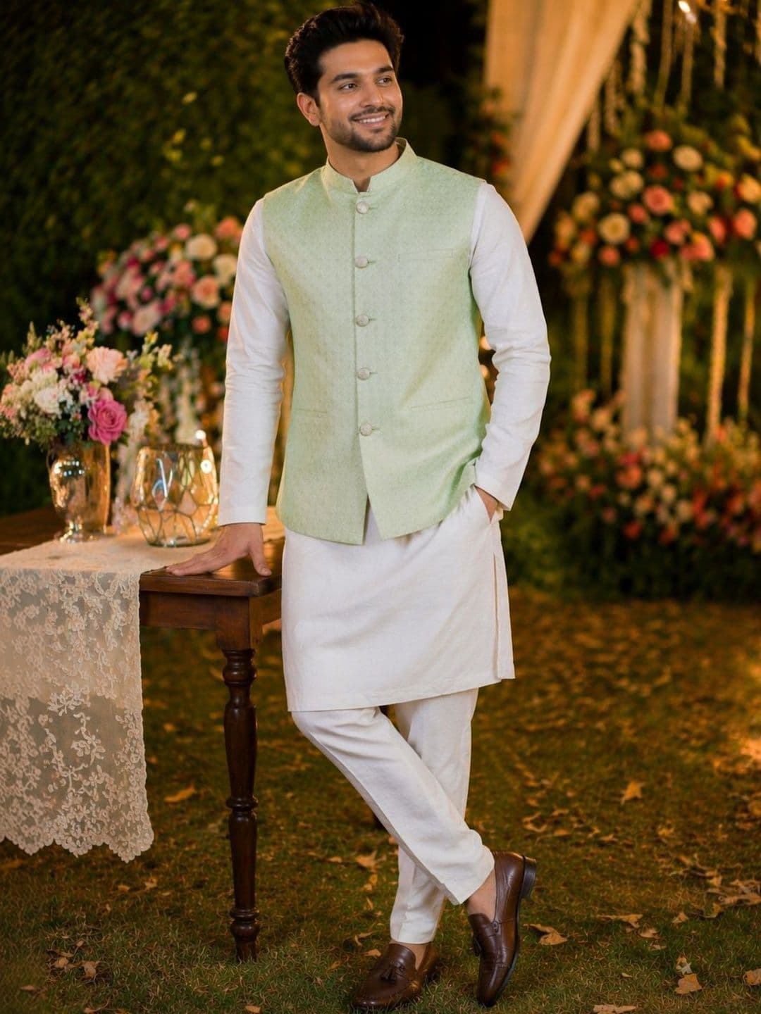 House of Pataudi Floral Textured Festive Jacquard Nehru Jacket - view 1