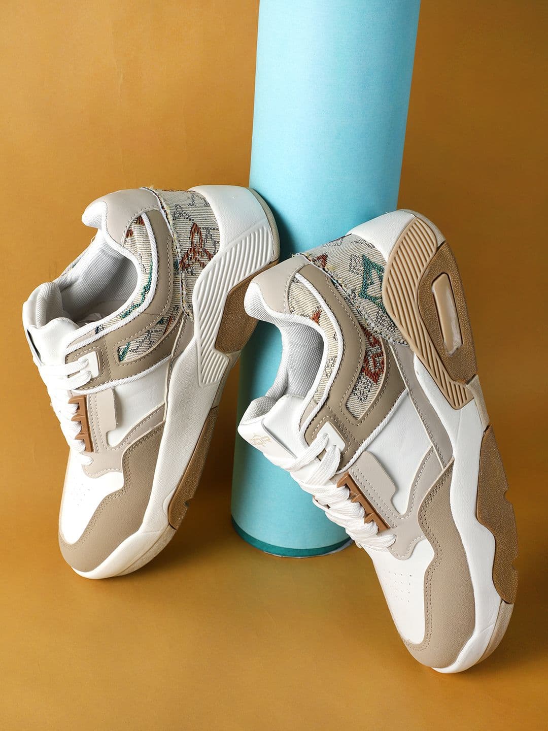 JQR FIDELITY Men Colourblocked PU Sneakers - view 1