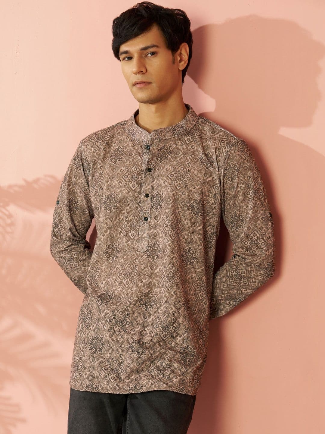 VASTRAMAY Men Geometric Printed Kurta - view 1