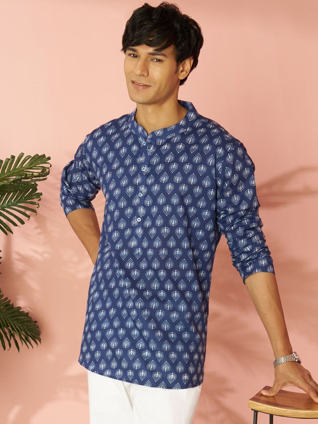 VASTRAMAY Men Ethnic Motifs Printed Indigo Kurta - view 1