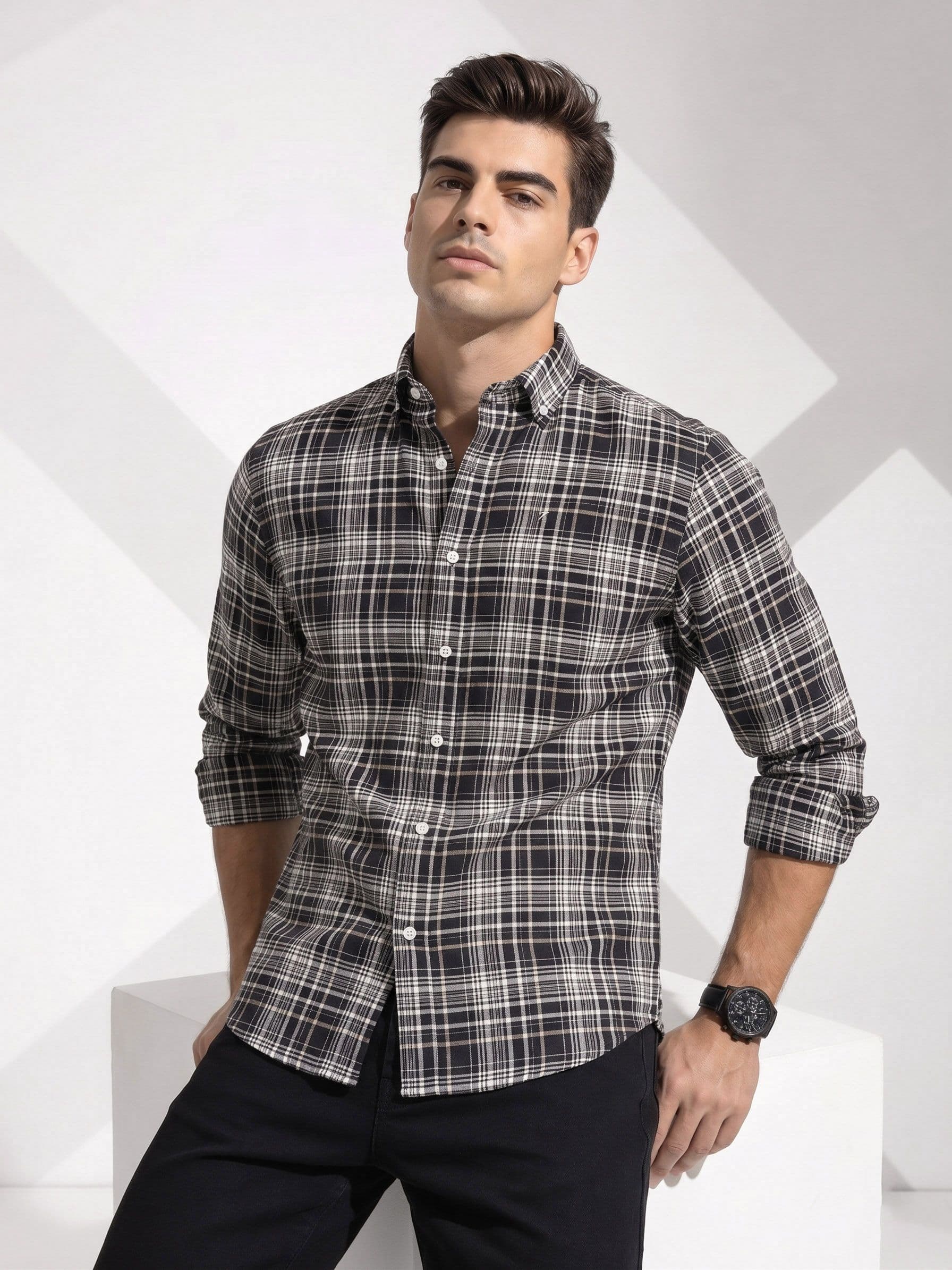 INVICTUS Slim Fit Checked Casual Shirt - view 1