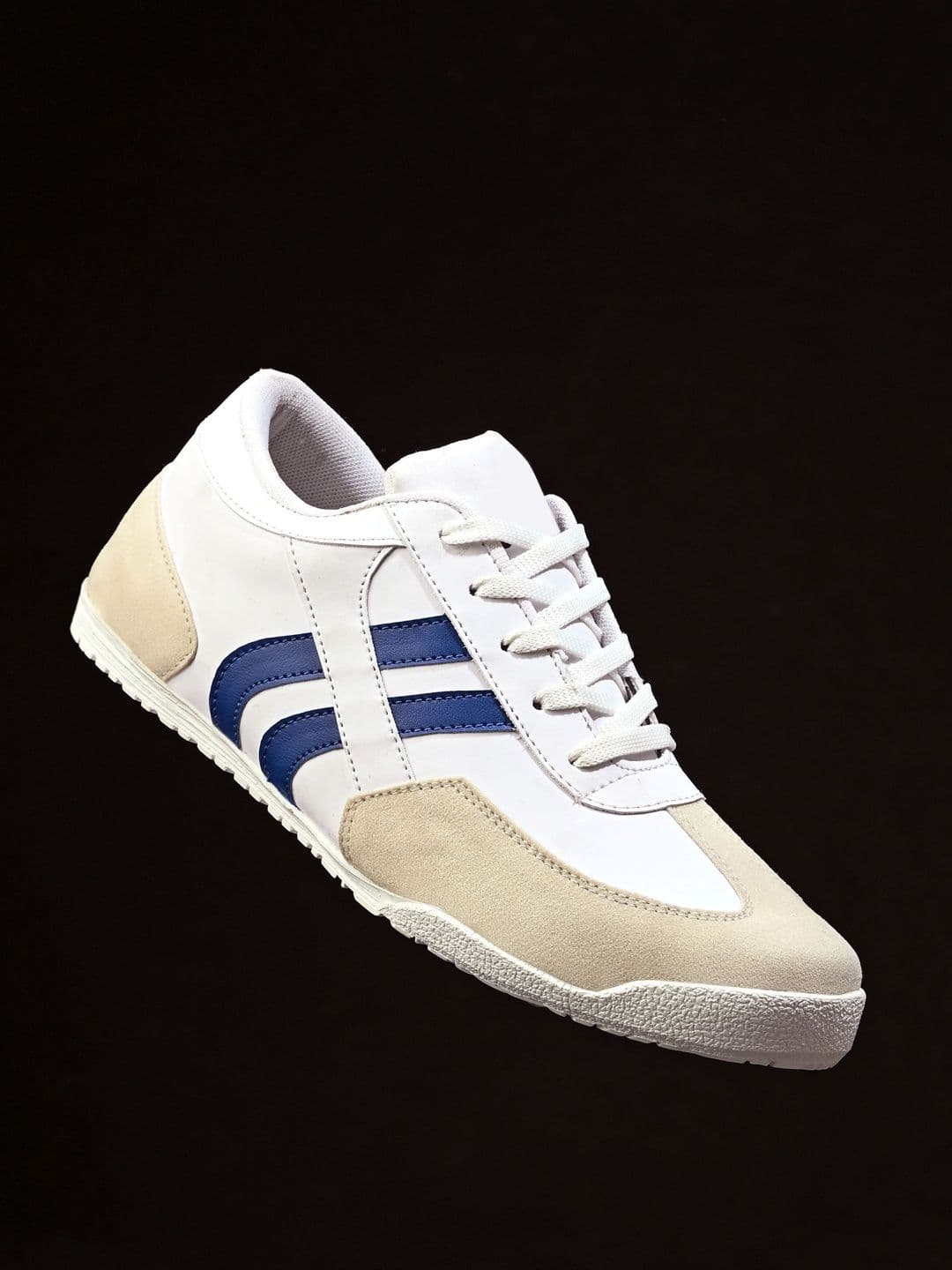 The Roadster Lifestyle Co Men Round Toe Sneakers Casual Shoes - view 1