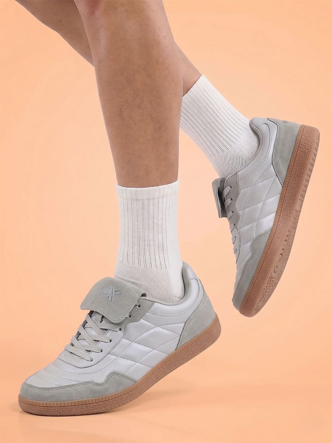 HRX by Hrithik Roshan Men Textured Sneakers - view 1
