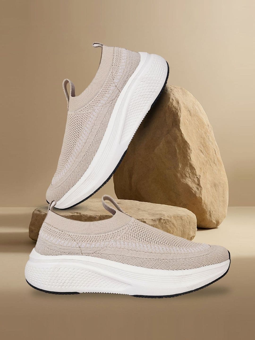 Lancer Men Walking Non-Marking Shoes - view 1
