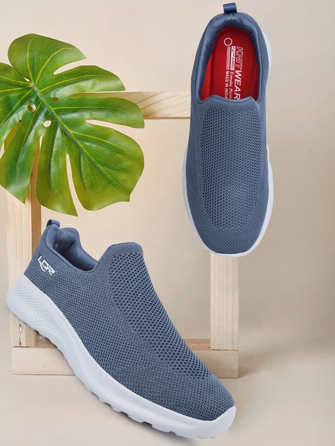 Lancer Men Mesh Running Non-Marking Shoes - view 1