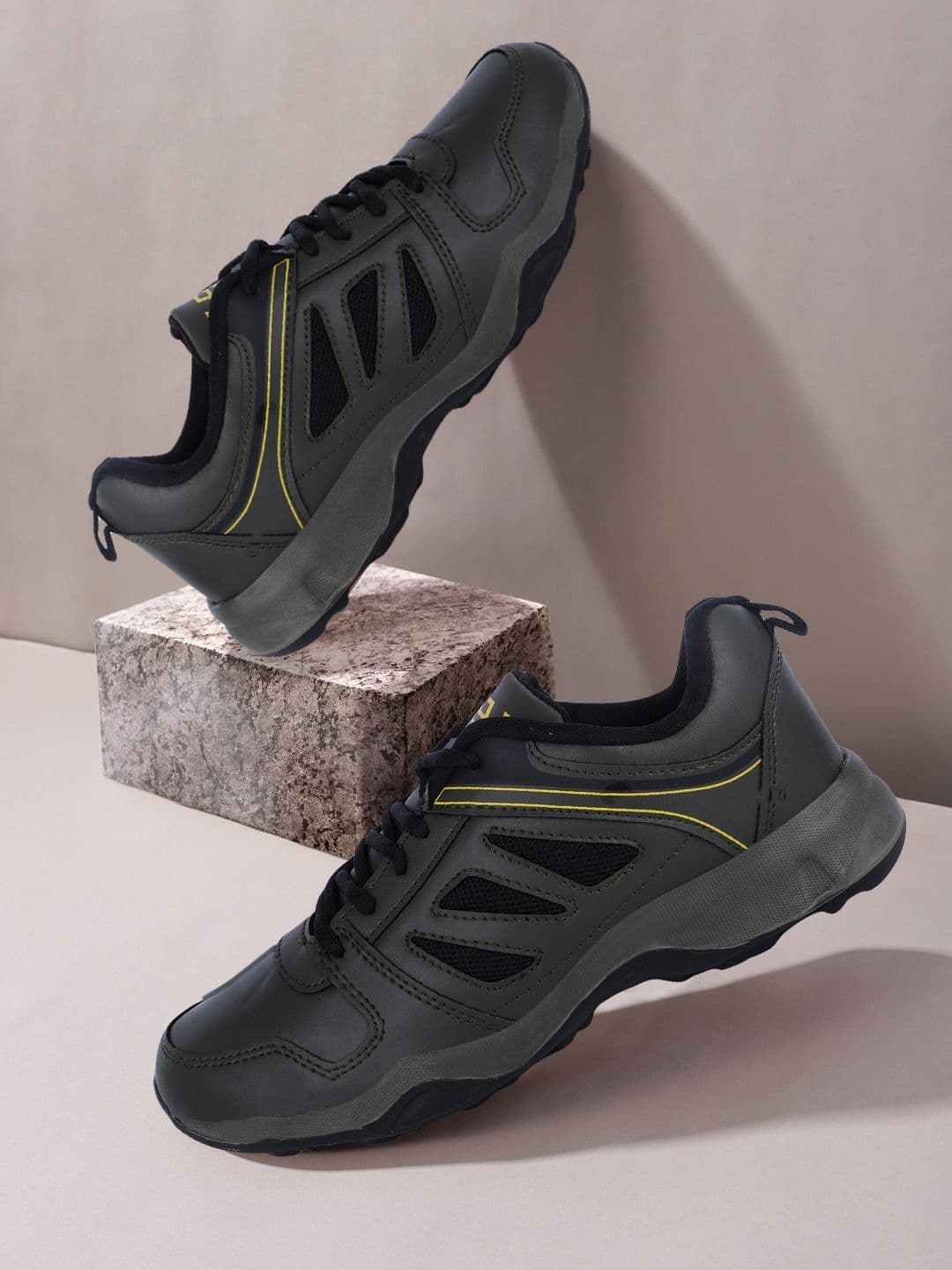 Lancer Men Training or Gym Non-Marking Shoes - view 1