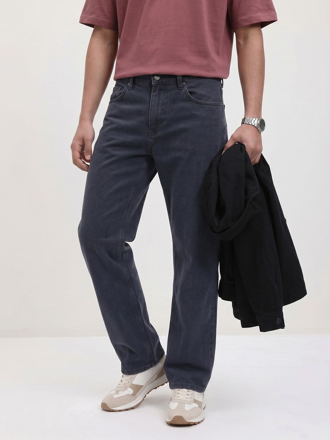 The Roadster Life Co. Men Straight Fit Fit Light Fade Stretchable Jeans - view 1