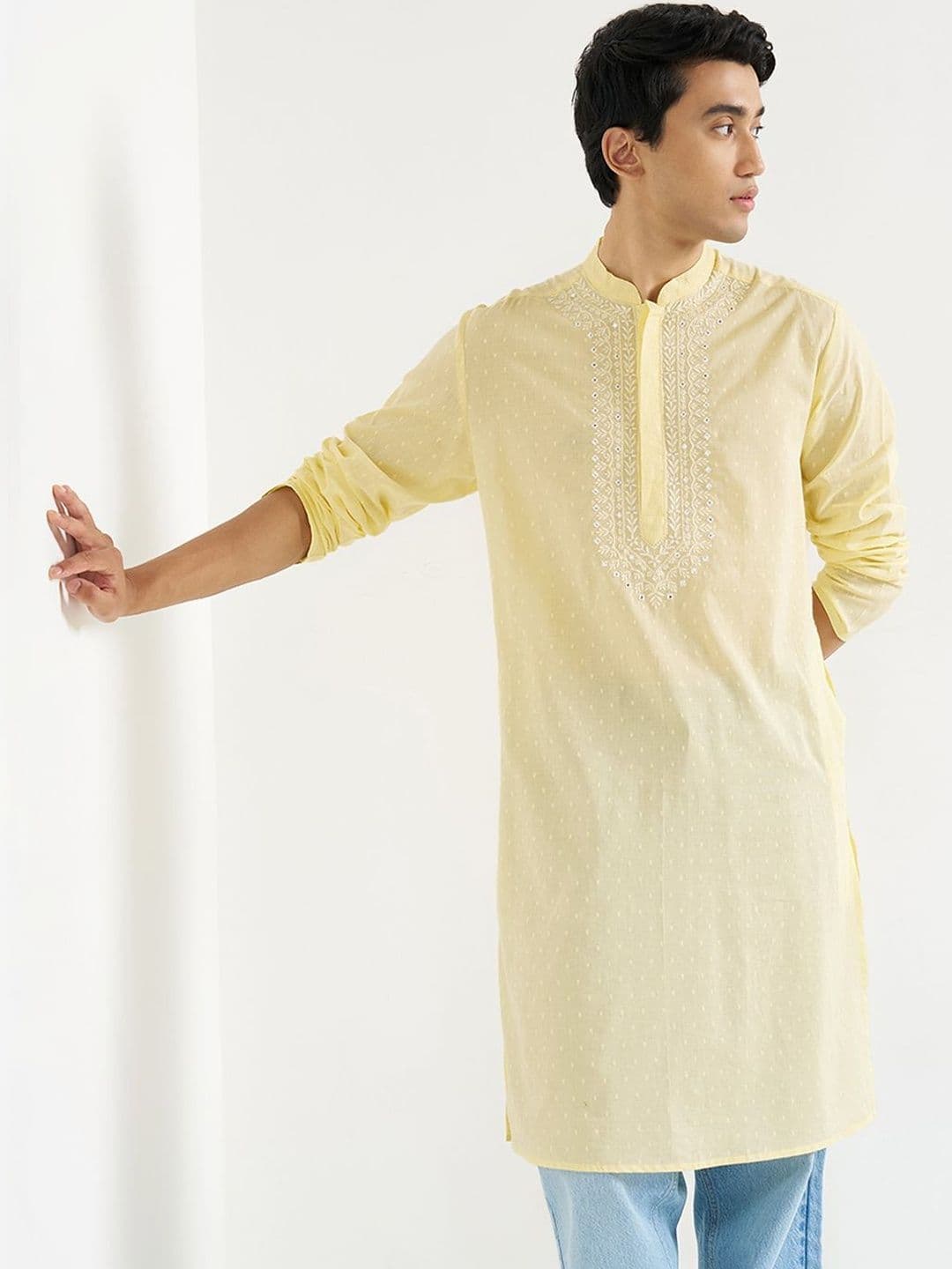indus route by Pantaloons Men Embroidered Thread Work Kurta - view 1