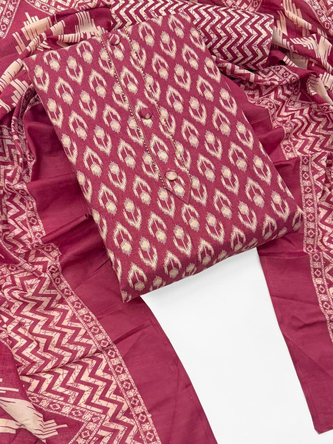FashionsEye Printed Pure Cotton Unstitched Dress Material - view 1