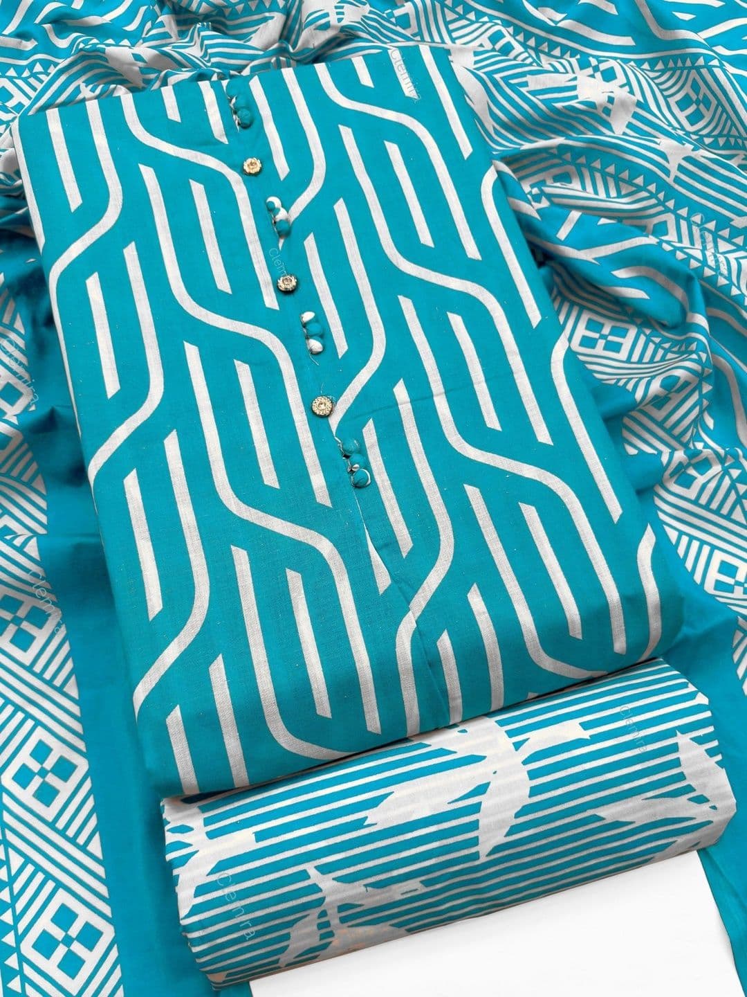 FashionsEye Printed Pure Cotton Unstitched Dress Material - view 1