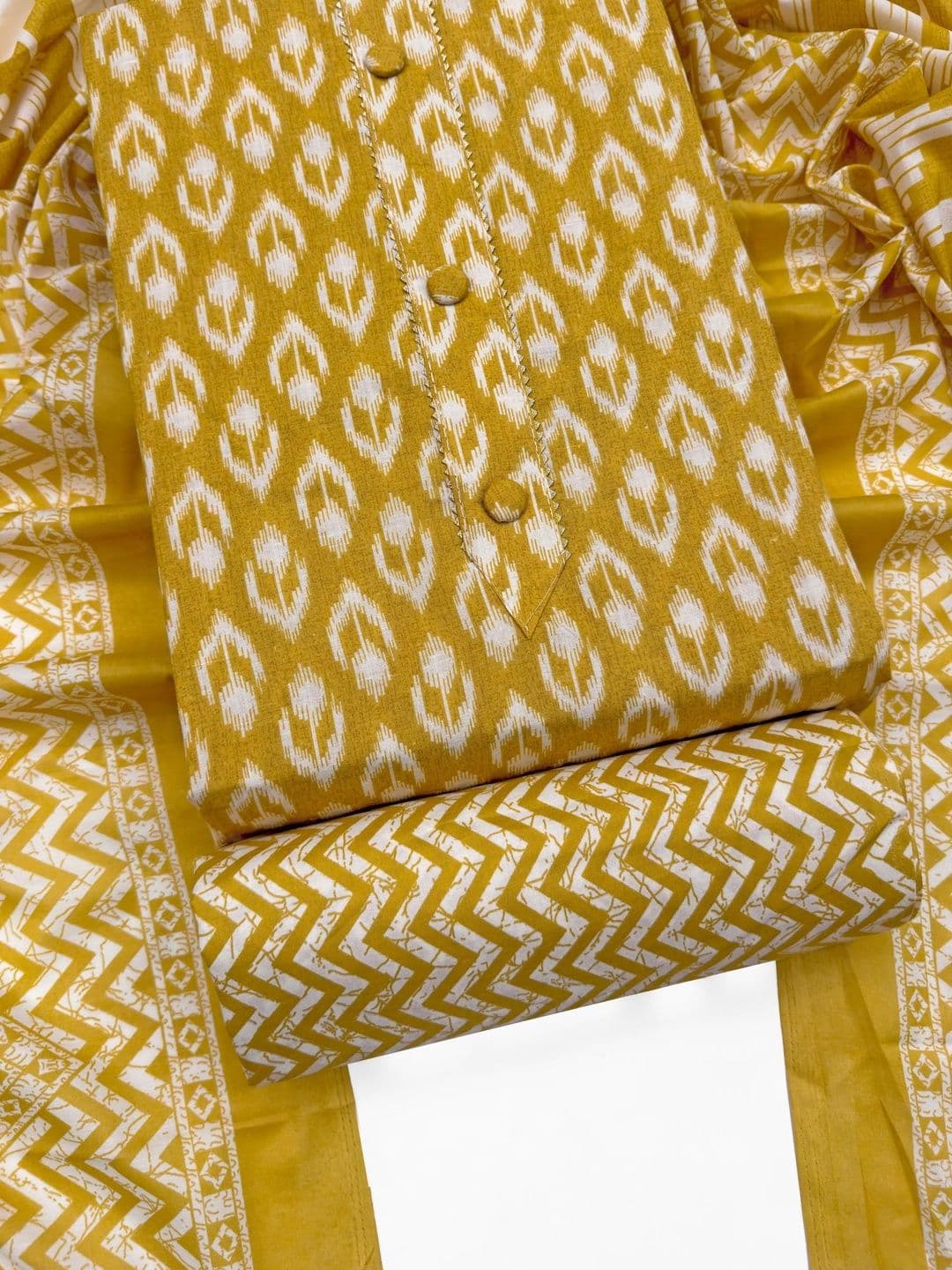 FashionsEye Printed Pure Cotton Unstitched Dress Material - view 1