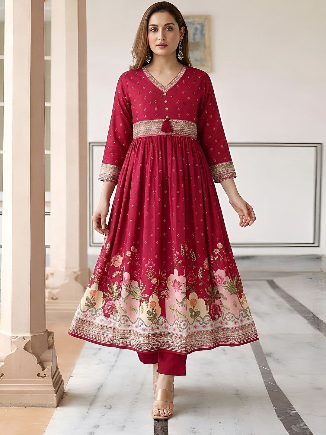 popmantra Women Floral Printed Empire Thread Work Kurta with Trousers - view 1