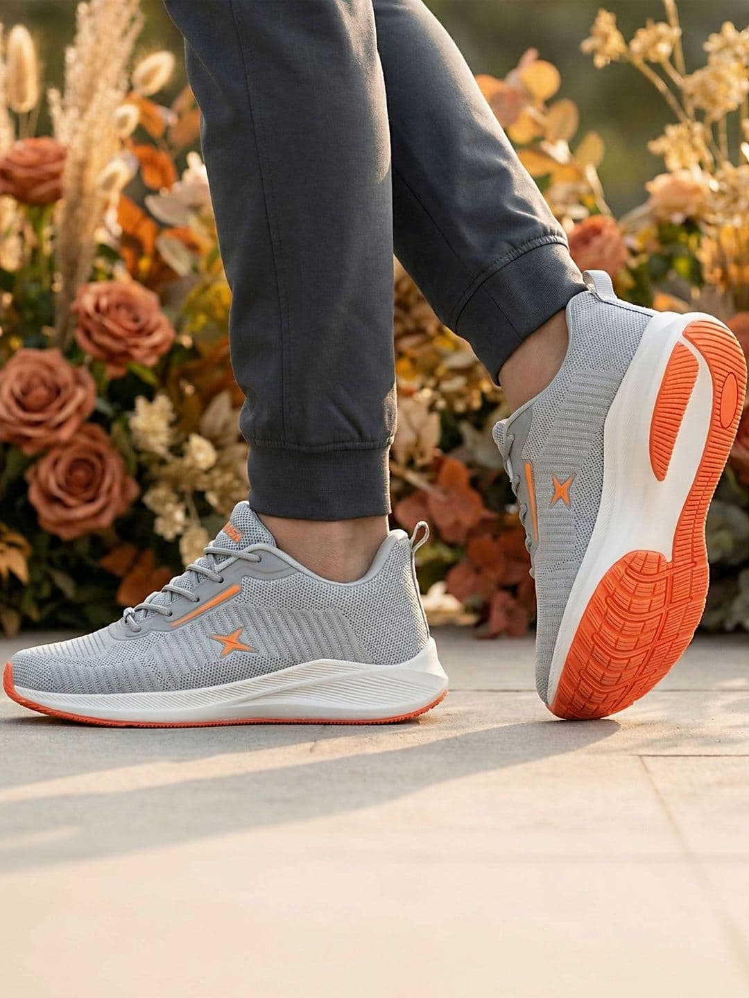 KRAASA Men Mesh Running Non-Marking Shoes - view 1