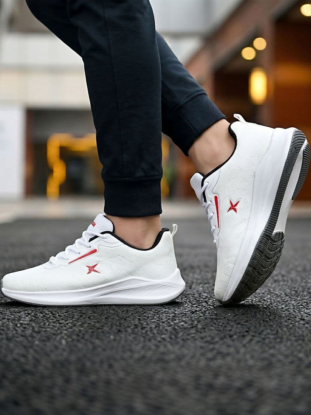 KRAASA Men Mesh Running Non-Marking Shoes - view 1