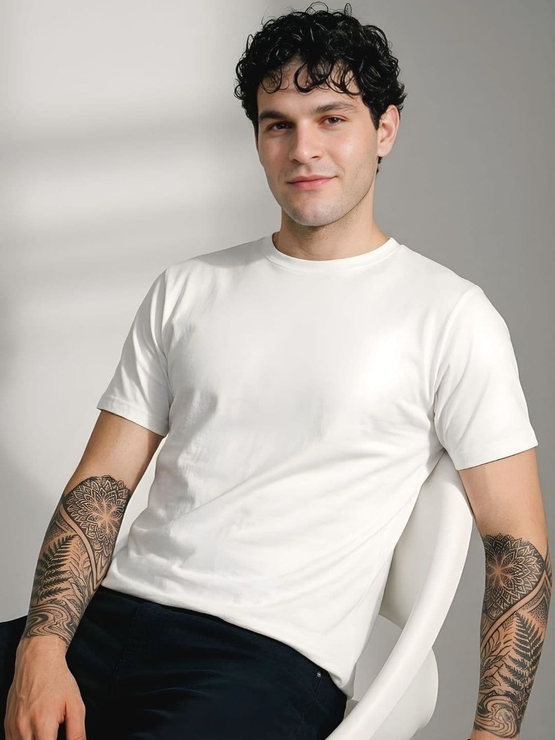 UNIQSOME Men T-shirt - view 1