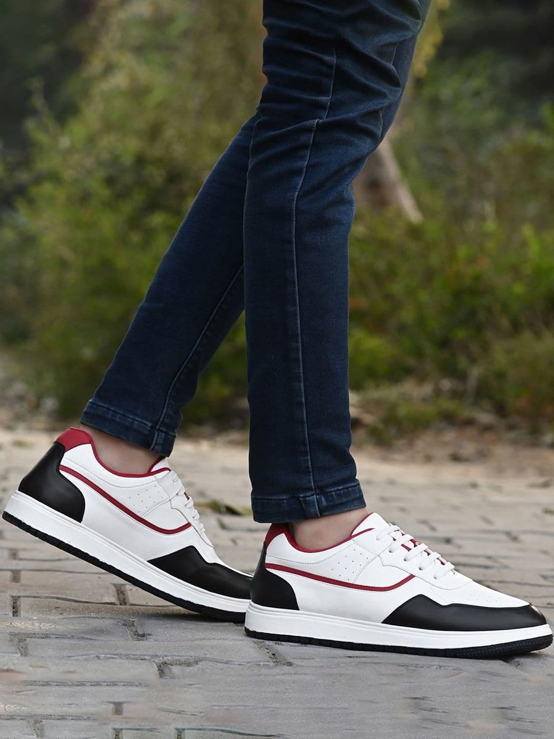 Mast & Harbour Men Sneakers - view 1