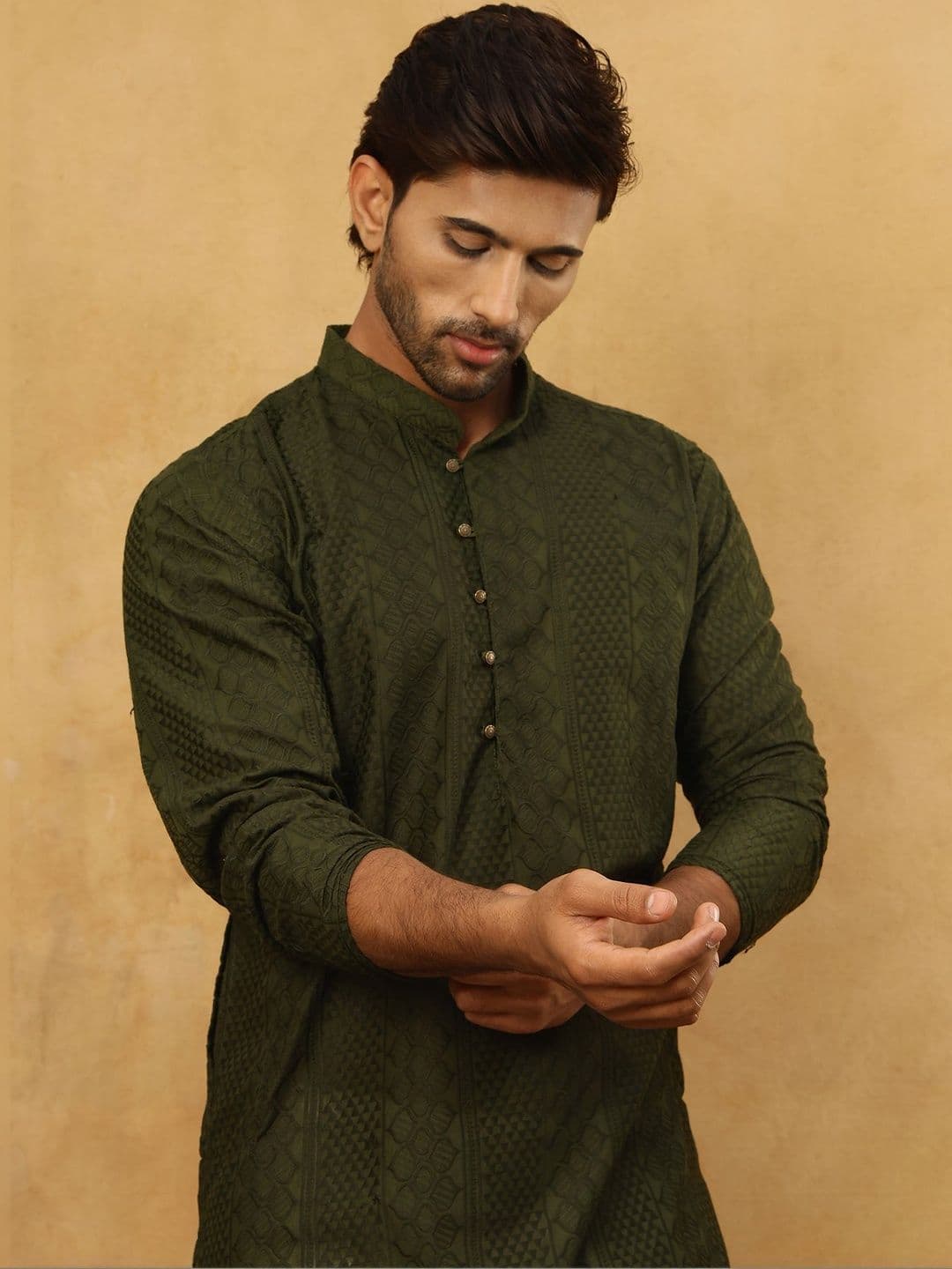 Jompers Men Embroidered Chikankari Kurta - view 1