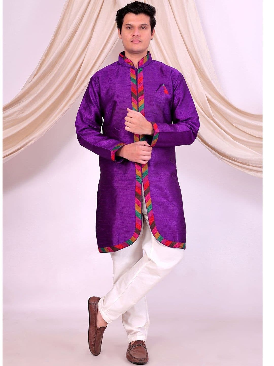 Desibutik Embroidered Mandarin Collar Sherwani - view 1