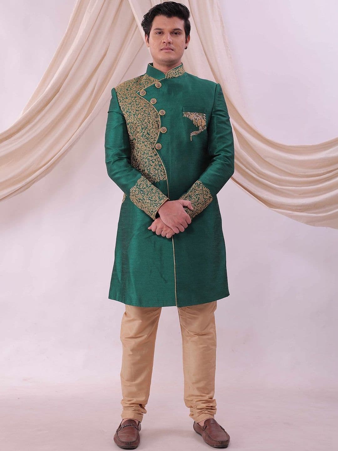 Desibutik Embroidered Mandarin Collar Sherwani - view 1